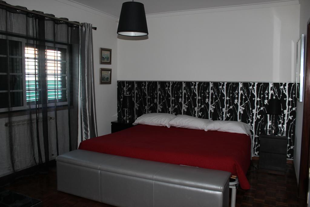 Hostel Casa Lucas Charneca  Pokoj fotografie